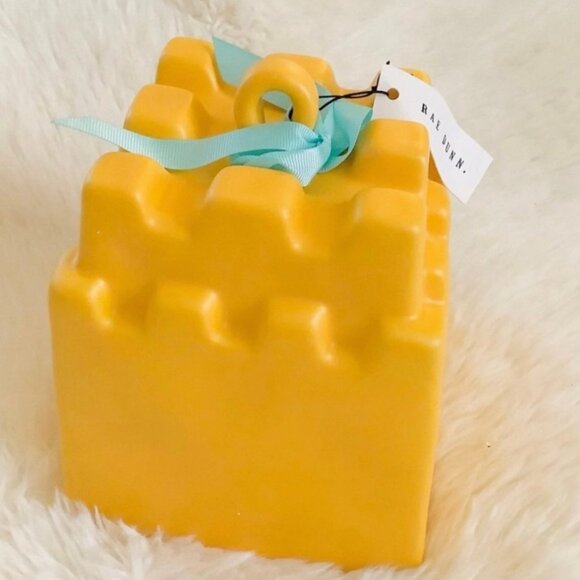 NEW Rae Dunn Yellow MY BEACH HOUSE Sandcastle Birdhouse - Picture 3 of 3